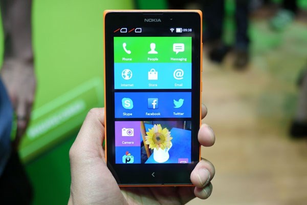 Nokia XL sắp bán ra tại Việt Nam, giá 3,1 triệu đồng